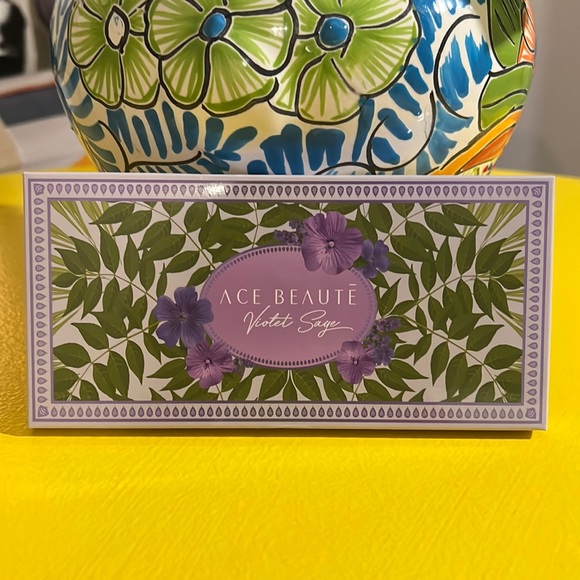 Ace Beaute VIOLET SAGE PALETTE (LIMITED EDITION) - Picture 2 of 2